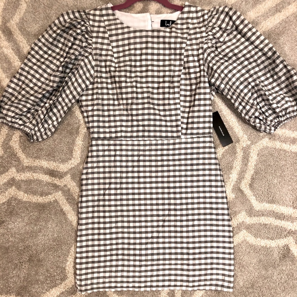 Brand new Lulus dress